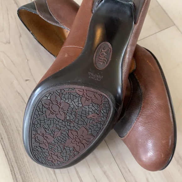 Brown Sofft healed shoes - Picture 3 of 3